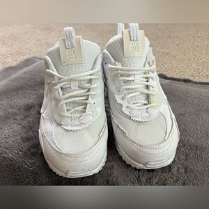All White Nike Air 90